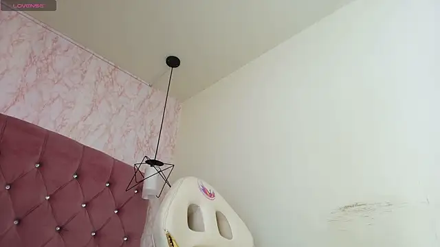 Raichell  online show from October 28, 4:02 am