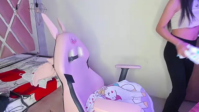 Raichell  online show from March 7, 3:51 am