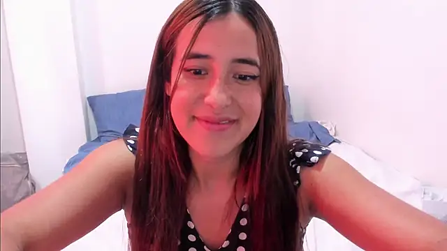 Snapshot of __leaa chatting on February 1, 7:23 pm leaa online show from February 1, 7:23 pm