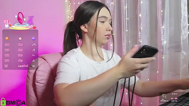 Arianahot777 online show from November 3, 9:51 pm