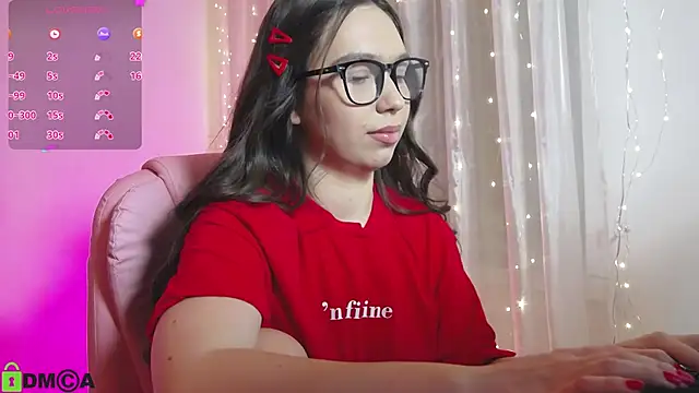 Arianahot777 online show from March 13, 9:05 pm