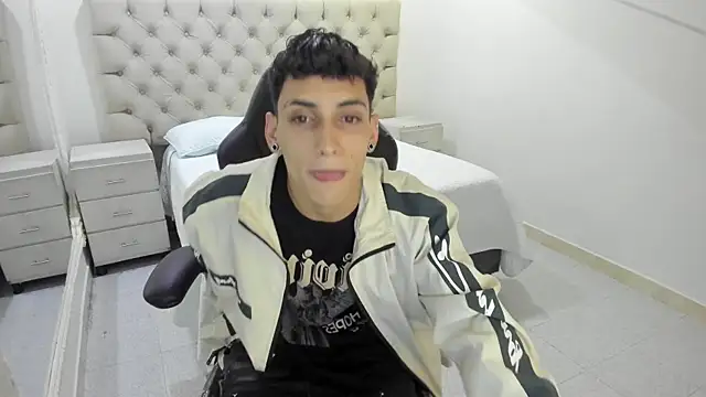 JhoanLeandro online show from January 7, 5:12 am