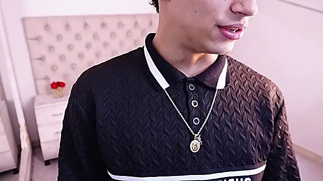 JhoanLeandro online show from June 16, 6:35 am