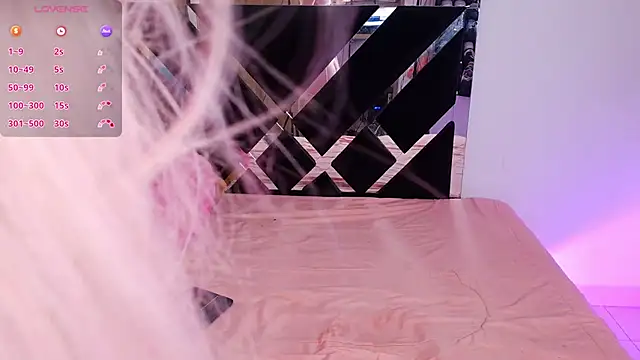 CatalinaSmith1 online show from February 25, 11:37 pm