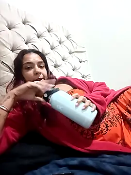 Pantaneirasexy online show from April 4, 10:49 pm