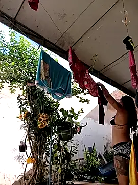 Pantaneirasexy online show from October 28, 6:40 pm