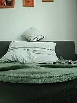 bouraktom6 online show from April 8, 11:44 am