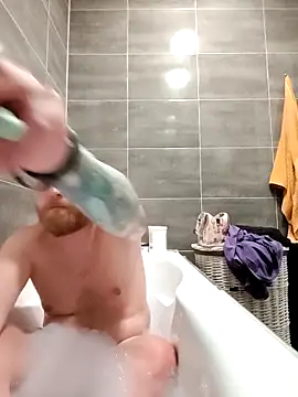 Snapshot of bouraktom6 chatting on October 2, 12:41 pm bouraktom6 online show from October 2, 12:41 pm