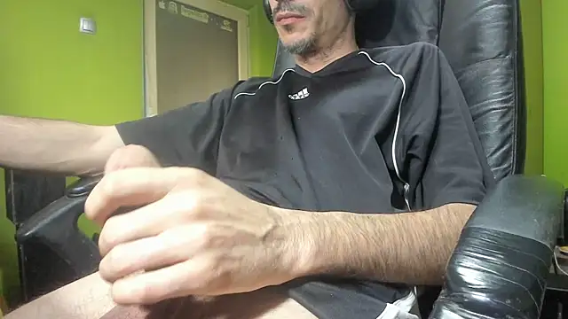 BigCumShoot online show from April 10, 5:36 am