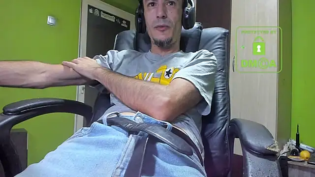 BigCumShoot online show from November 20, 5:08 am