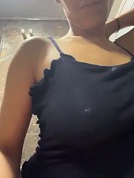 vicky bass online show from November 18, 1:54 am