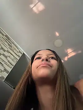 vicky bass online show from November 11, 9:31 pm