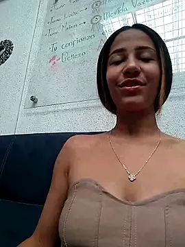 vicky bass online show from March 11, 5:35 pm