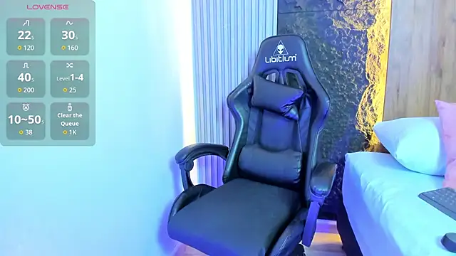 Snapshot of dalila_harris chatting on November 7, 7:51 pm dalila harris online show from November 7, 7:51 pm