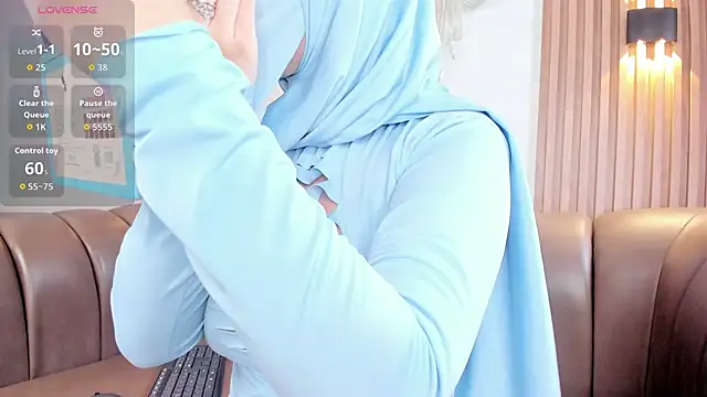 saleh issawi online show from October 30, 8:39 pm