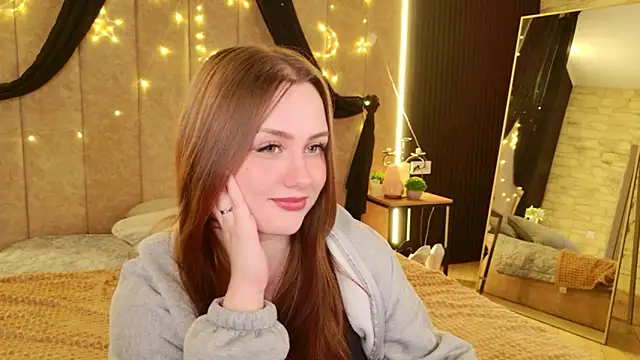 Kendra Parlow online show from March 8, 2:04 am