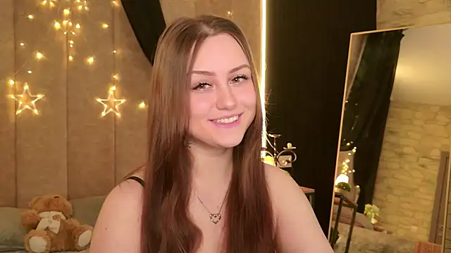 Kendra Parlow online show from March 22, 8:32 pm