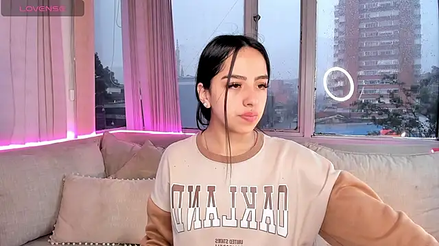 Daphne chers online show from November 20, 7:47 pm