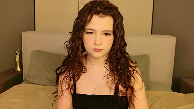 Pauline Heaven online show from March 6, 5:46 am