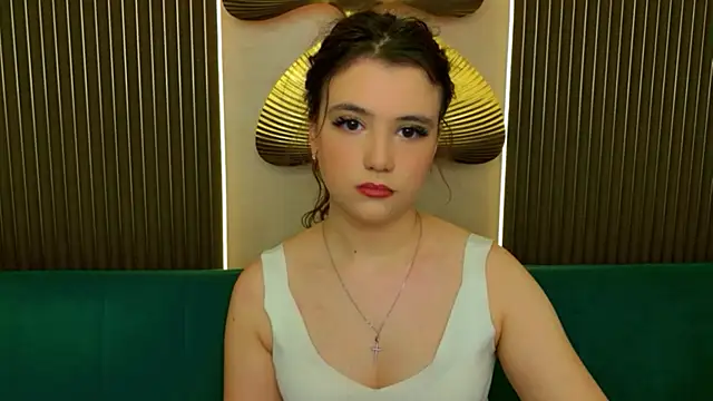 Pauline Heaven online show from May 4, 5:44 am