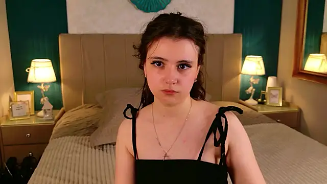 Pauline Heaven online show from May 17, 5:40 am