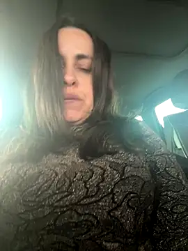 Snapshot of laarti chatting on December 16, 3:16 pm laarti online show from December 16, 3:16 pm