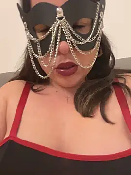 laarti online show from November 11, 7:19 pm