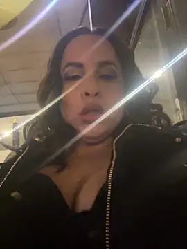 laarti online show from November 4, 7:17 pm