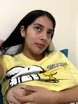 Snapshot of ariana_sweet87 chatting on November 13, 7:07 pm ariana sweet87 online show from November 13, 7:07 pm