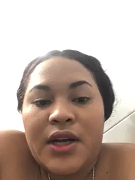 Snapshot of Marce_777 chatting on February 8, 10:29 am Marce 777 online show from February 8, 10:29 am