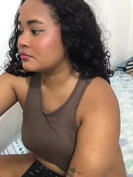 Snapshot of Marce_777 chatting on March 18, 7:44 am Marce 777 online show from March 18, 7:44 am