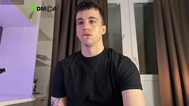 Snapshot of VincentSmith02 chatting on December 15, 11:53 pm VincentSmith02 online show from December 15, 11:53 pm