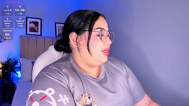 Snapshot of _michel_bbw chatting on February 25, 3:18 am michel bbw online show from February 25, 3:18 am