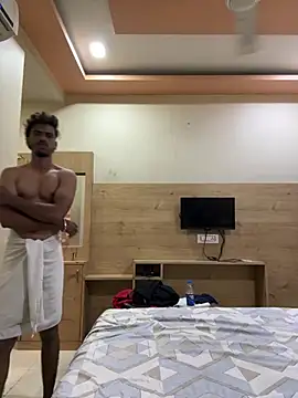 Loveinsync online show from April 5, 8:32 am