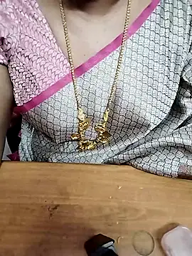 Tamil Radha online show from October 8, 5:46 pm