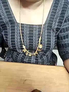 Tamil Radha online show from October 9, 11:38 pm