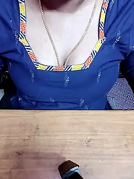 Tamil Radha online show from November 12, 2:04 am