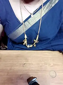 Tamil Radha online show from October 3, 5:47 pm