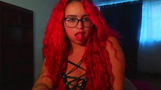 EstefyTabbo online show from May 8, 10:24 pm
