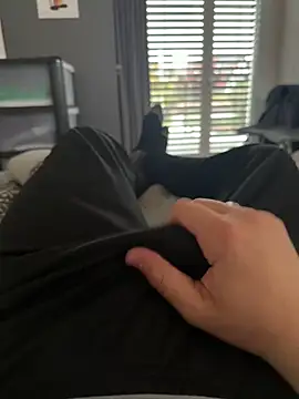 colin1277 online show from April 13, 4:44 pm