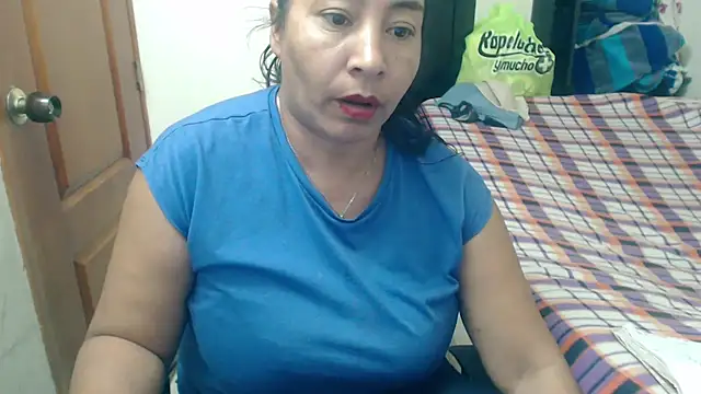 Siblleyx online show from November 12, 6:01 pm