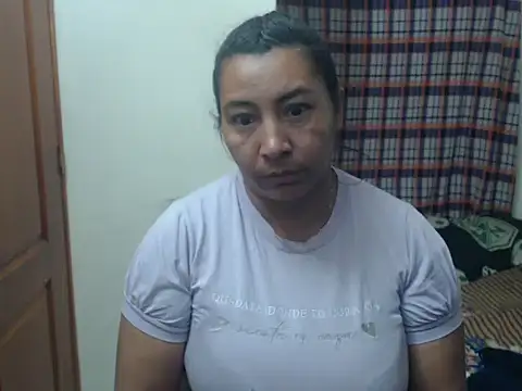 Siblleyx online show from April 21, 1:42 am