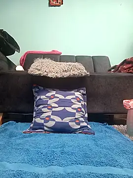 Snapshot of Ariell_Kieran chatting on December 18, 5:39 pm Ariell Kieran online show from December 18, 5:39 pm