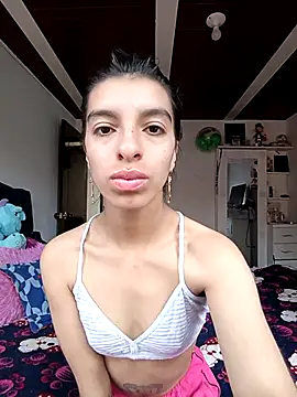 Snapshot of Ariell_Kieran chatting on March 2, 4:47 pm Ariell Kieran online show from March 2, 4:47 pm
