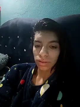 Snapshot of Ariell_Kieran chatting on November 8, 6:39 am Ariell Kieran online show from November 8, 6:39 am