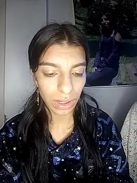 Snapshot of Ariell_Kieran chatting on October 8, 5:09 am Ariell Kieran online show from October 8, 5:09 am