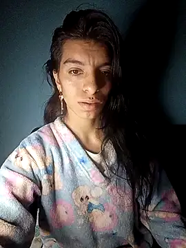 Snapshot of Ariell_Kieran chatting on November 21, 3:16 am Ariell Kieran online show from November 21, 3:16 am