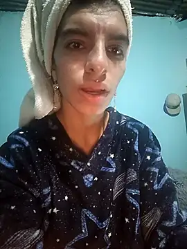 Snapshot of Ariell_Kieran chatting on November 30, 3:18 am Ariell Kieran online show from November 30, 3:18 am