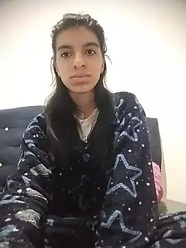 Ariell Kieran online show from July 6, 5:25 am