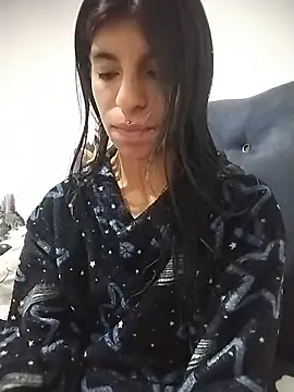 Ariell Kieran online show from July 15, 1:56 am